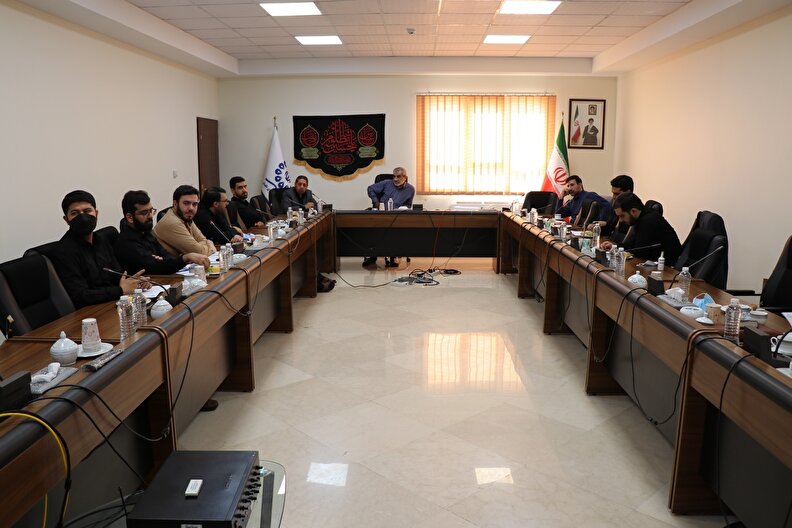 بررسی طرح توسعه و مانع زدایی از صنعت برق کشور در پژوهشکده شورای نگهبان