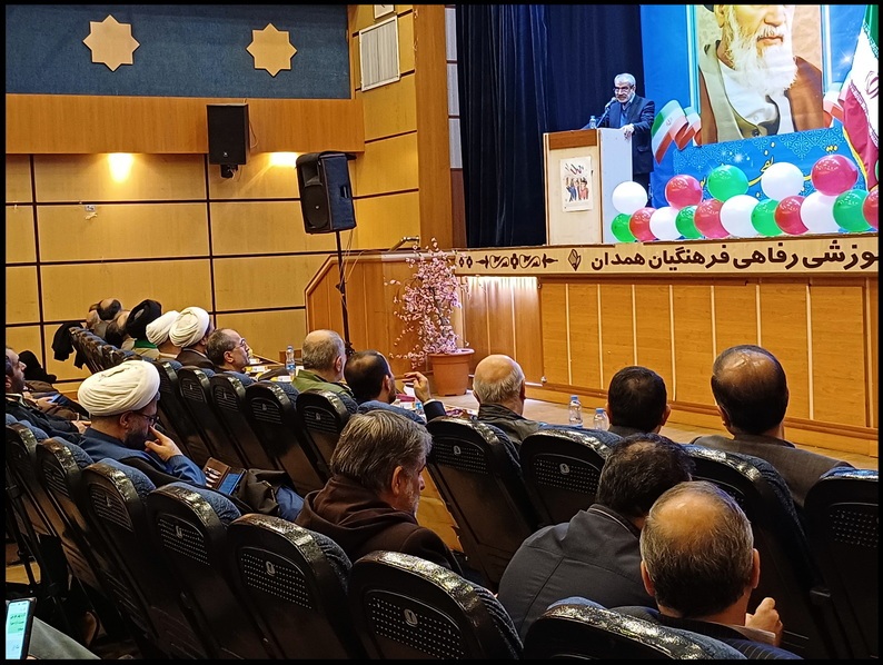 انتخابات نقش مهمی در سرنوشت کشور دارد؛ نباید اجازه داد دشمنان بر طبل عدم مشارکت بکوبند انتخابات نقش مهمی در سرنوشت کشور دارد؛ نباید اجازه داد دشمنان بر طبل عدم مشارکت بکوبند