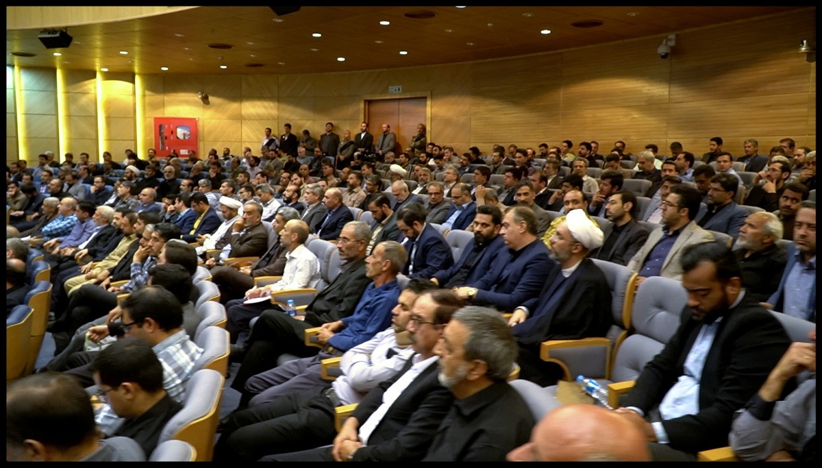 دشمن همواره می‌خواهد در زمان انتخابات به جمهوری اسلامی ضربه بزند