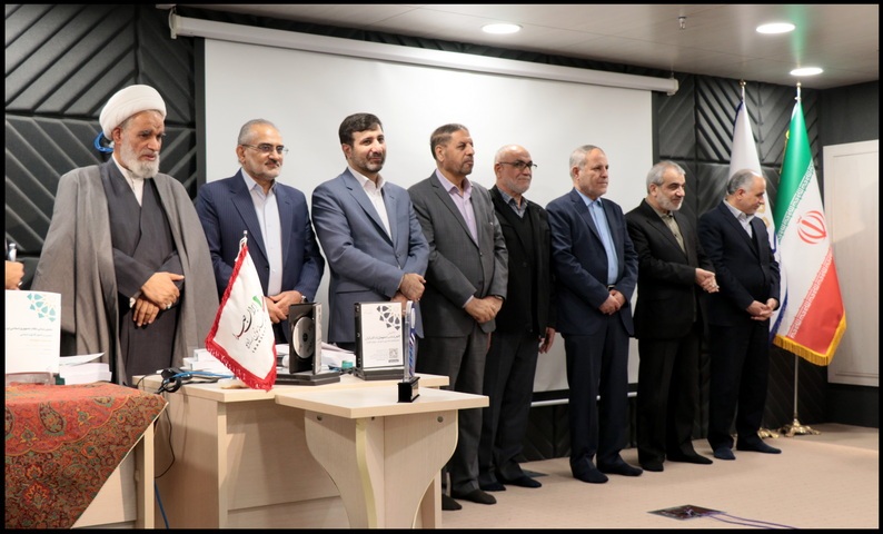 کتب صوتی «قانون اساسی» و «محشای قانون اساسی» و کتاب تحلیل مبانی نظام جمهوری اسلامی» اثر آیتالله کعبی رونمایی شدند و برگزیدگان رقابت شبیهسازی شورا معرفی شدند/ دکتر کدخدایی: قانون اساسی یک سند مهم در کشور ما و یک سند مترقی در بین قوانین کشورهای مختلف است کتب صوتی «قانون اساسی» و «محشای قانون اساسی» و کتاب تحلیل مبانی نظام جمهوری اسلامی» اثر آیتالله کعبی رونمایی شدند و برگزیدگان رقابت شبیهسازی شورا معرفی شدند/ دکتر کدخدایی: قانون اساسی یک سند مهم در کشور ما و یک سند مترقی در بین قوانین کشورهای مختلف است