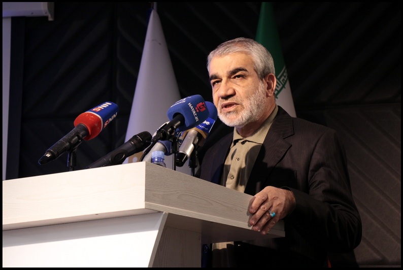 کتب صوتی «قانون اساسی» و «محشای قانون اساسی» و کتاب تحلیل مبانی نظام جمهوری اسلامی» اثر آیتالله کعبی رونمایی شدند و برگزیدگان رقابت شبیهسازی شورا معرفی شدند/ دکتر کدخدایی: قانون اساسی یک سند مهم در کشور ما و یک سند مترقی در بین قوانین کشورهای مختلف است کتب صوتی «قانون اساسی» و «محشای قانون اساسی» و کتاب تحلیل مبانی نظام جمهوری اسلامی» اثر آیتالله کعبی رونمایی شدند و برگزیدگان رقابت شبیهسازی شورا معرفی شدند/ دکتر کدخدایی: قانون اساسی یک سند مهم در کشور ما و یک سند مترقی در بین قوانین کشورهای مختلف است