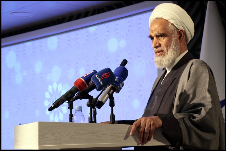 کتب صوتی «قانون اساسی» و «محشای قانون اساسی» و کتاب تحلیل مبانی نظام جمهوری اسلامی» اثر آیتالله کعبی رونمایی شدند و برگزیدگان رقابت شبیهسازی شورا معرفی شدند/ دکتر کدخدایی: قانون اساسی یک سند مهم در کشور ما و یک سند مترقی در بین قوانین کشورهای مختلف است کتب صوتی «قانون اساسی» و «محشای قانون اساسی» و کتاب تحلیل مبانی نظام جمهوری اسلامی» اثر آیتالله کعبی رونمایی شدند و برگزیدگان رقابت شبیهسازی شورا معرفی شدند/ دکتر کدخدایی: قانون اساسی یک سند مهم در کشور ما و یک سند مترقی در بین قوانین کشورهای مختلف است