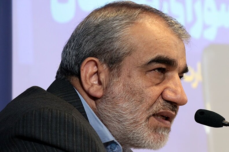 ارتش جمهوری اسلامی ایران مکتبی و مردمی است