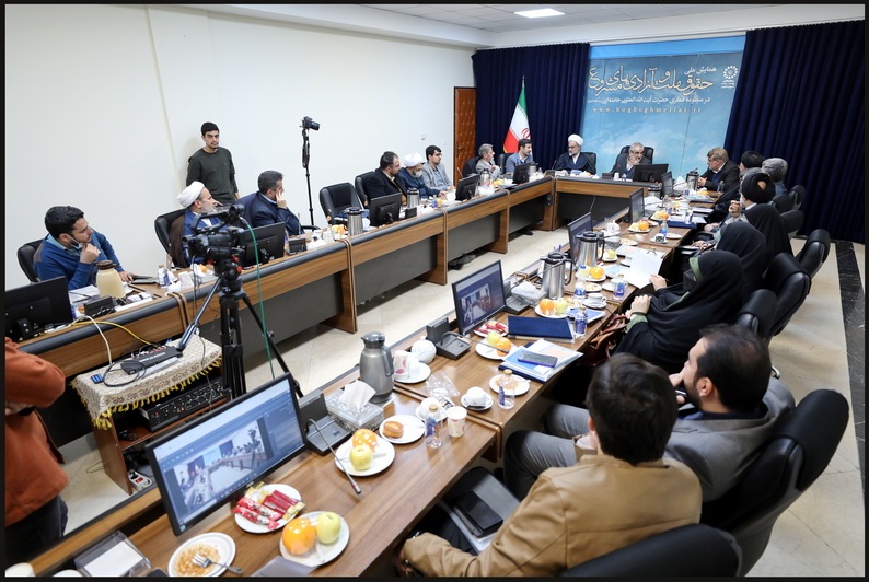 آزادی به عنوان یکی از شعارهای اصلی نظام، باید مبتنی بر اندیشههای مقام معظم رهبری بازخوانی شود آزادی به عنوان یکی از شعارهای اصلی نظام، باید مبتنی بر اندیشههای مقام معظم رهبری بازخوانی شود