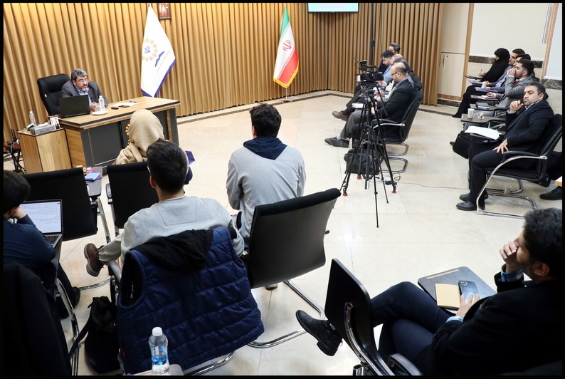 سرمایهدارها و صهیونیستها در انتخابات آمریکا بسیار اثرگذارند سرمایهدارها و صهیونیستها در انتخابات آمریکا بسیار اثرگذارند